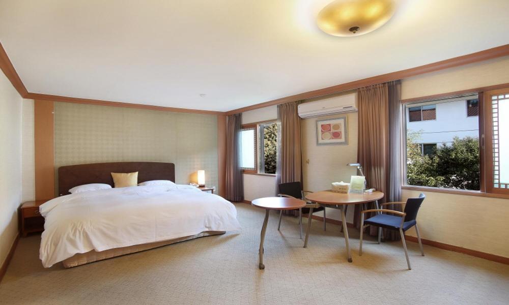 Admiral Hotel Geoje Exterior photo