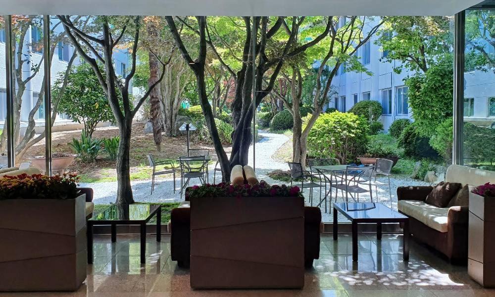 Admiral Hotel Geoje Exterior photo